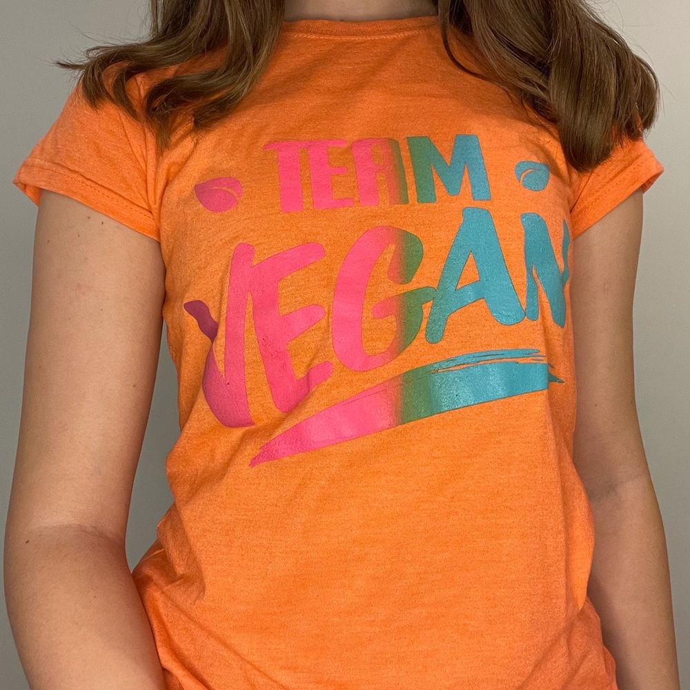 Small Gildan “Team Vegan” Graphic T-Shirt